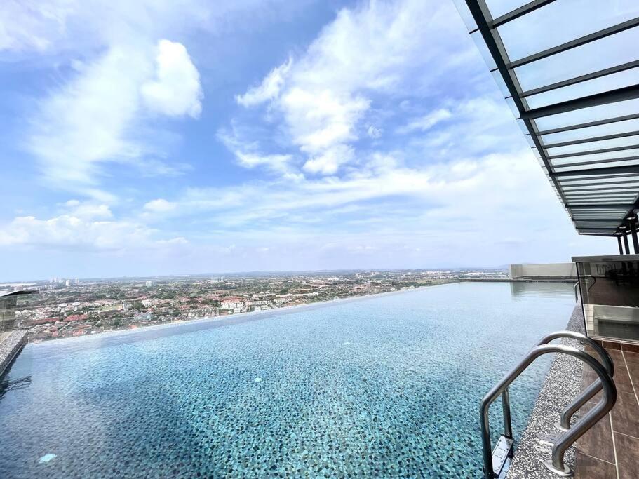 Ins Suite @ The Quartz Residence-Infinity Pool Malacca Exteriér fotografie