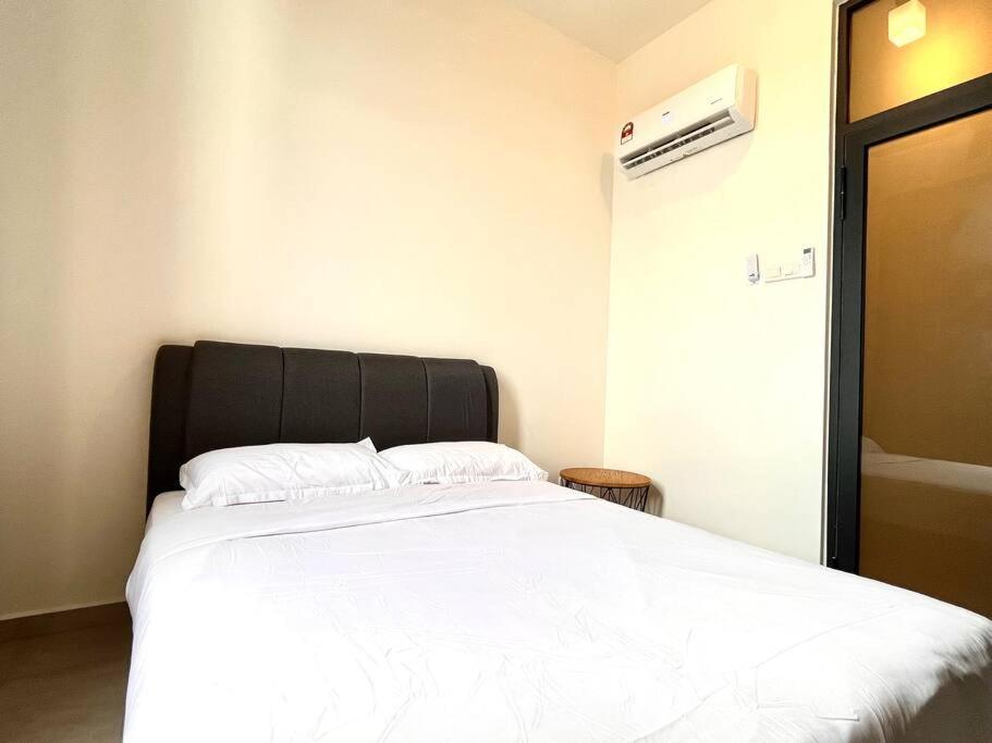 Ins Suite @ The Quartz Residence-Infinity Pool Malacca Exteriér fotografie